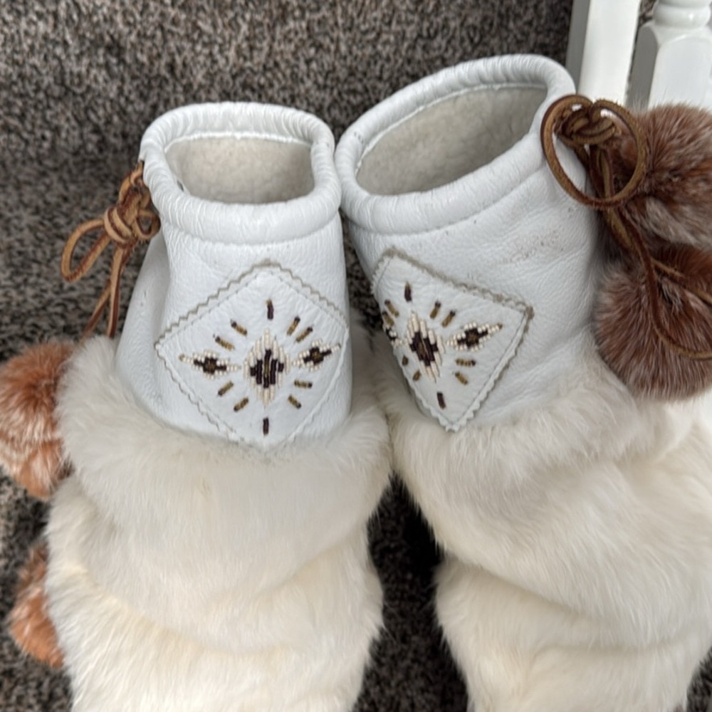 Laurentian Chief White Fur Boots with Beaded Design